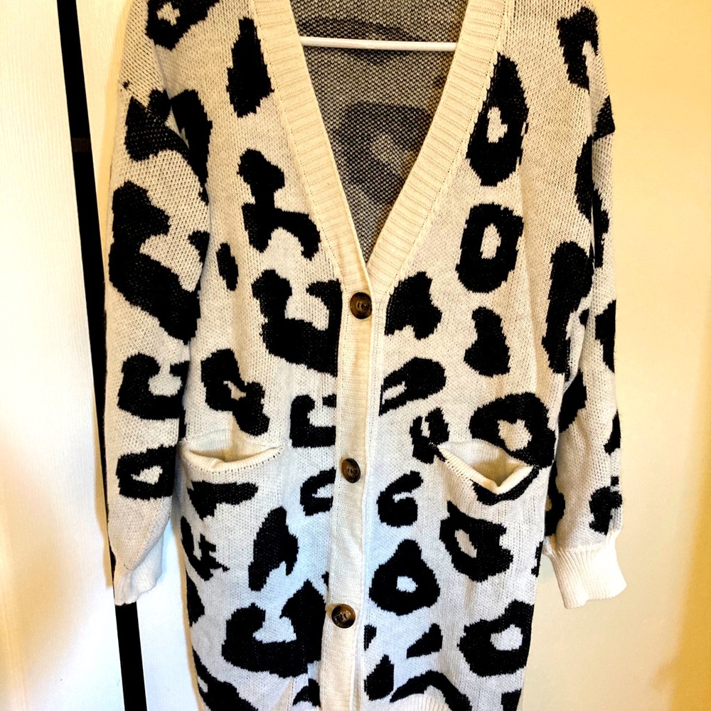 Black and white leopard cardigan